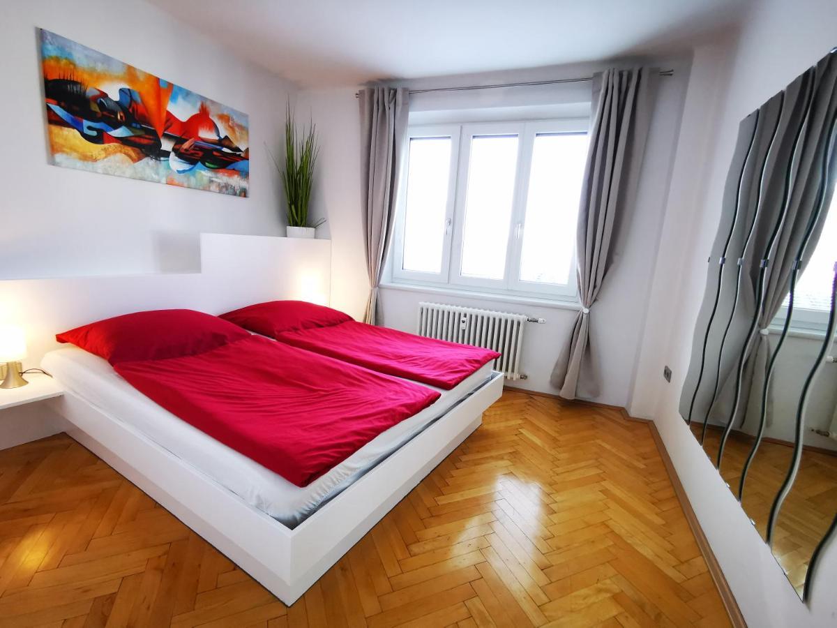Charmante Zentrumswohnung Mit Balkon Und 80 Zoll Tv * Klagenfurt am Woerthersee
